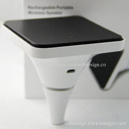 Black and White Set Bluetooth Speakers